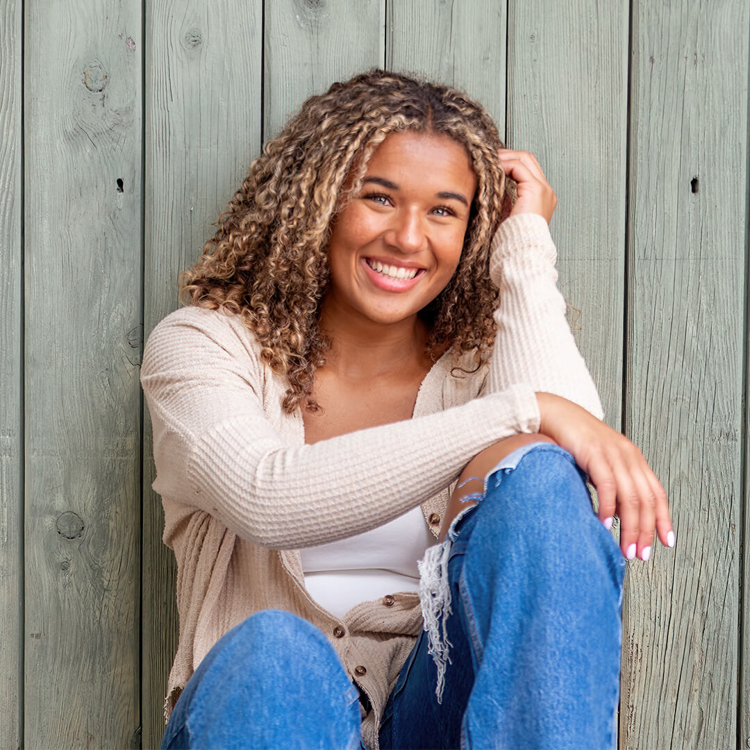 Outdoor senior photos - capture your accomplishments!