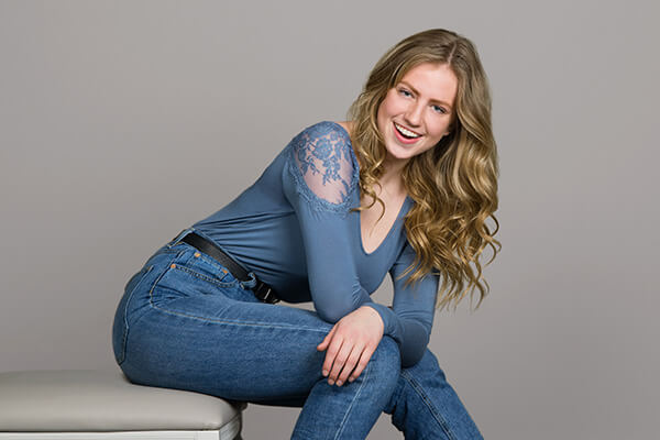 Graduating senior took her senior photos at JCPenney Portraits.